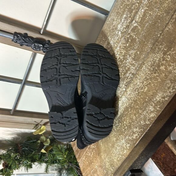 Leather and suede boots size 6 1/2 women’s - Picture 7 of 7